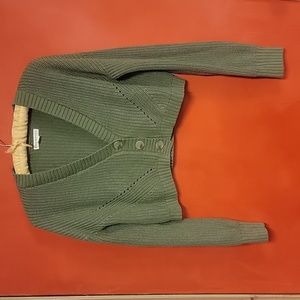 Aeropostale cropped olive green sweater cardigan Size small